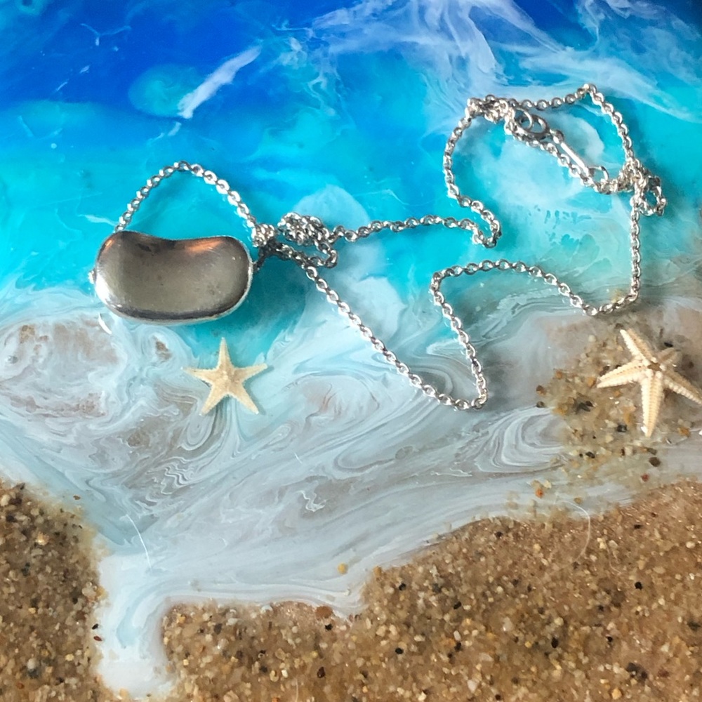 TIFFANY & CO. El Saperetti Bean Necklace Silver 925